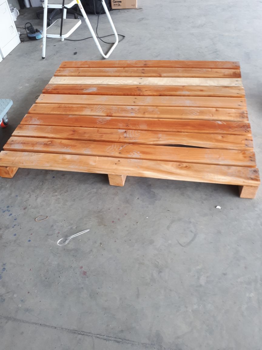 Pallet Kayu